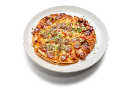taiwanese-style-sausage-pizza